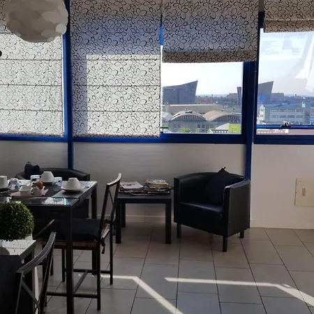 Pensjonat Main Street *