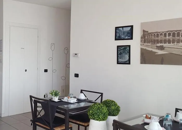 Main Street * Verona